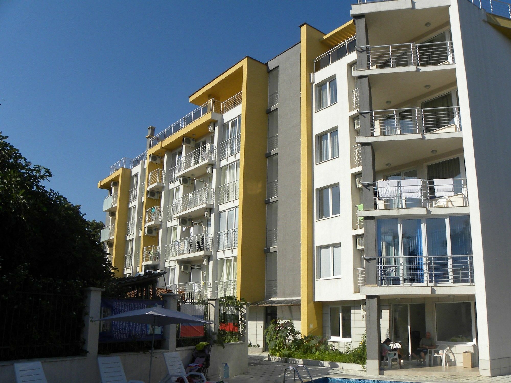 Apartcomplex New Tawn Obzor Exterior photo